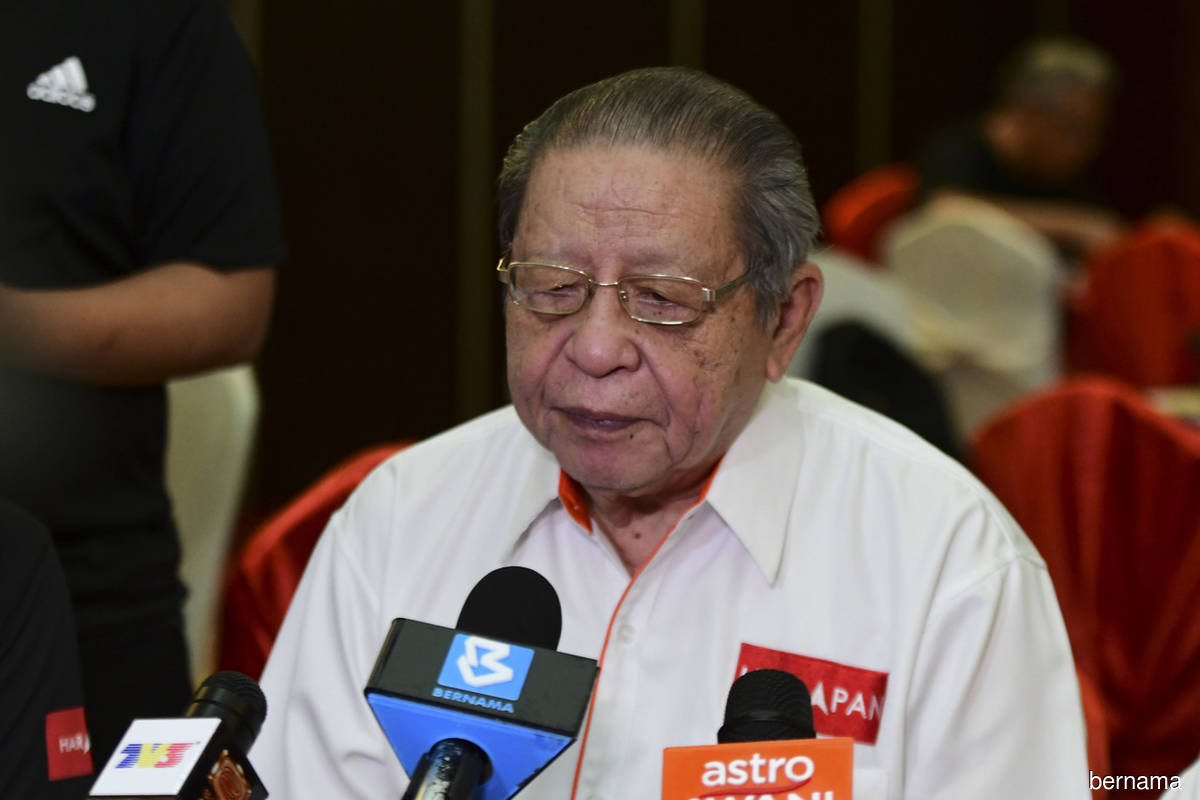 Kit Siang tells Putrajaya to have a programme to reduce emigration of skilled citizens